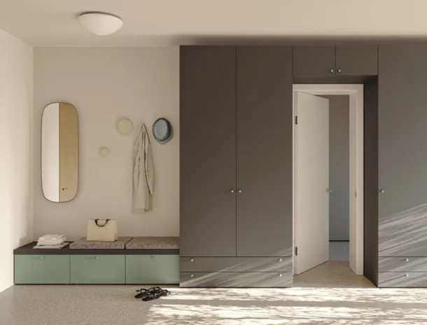 Armadio Picture con anta scorrevole e libreria di Novamobili