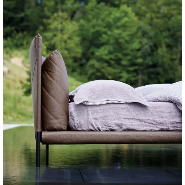 Letto in pelle Nebbia di Alto
