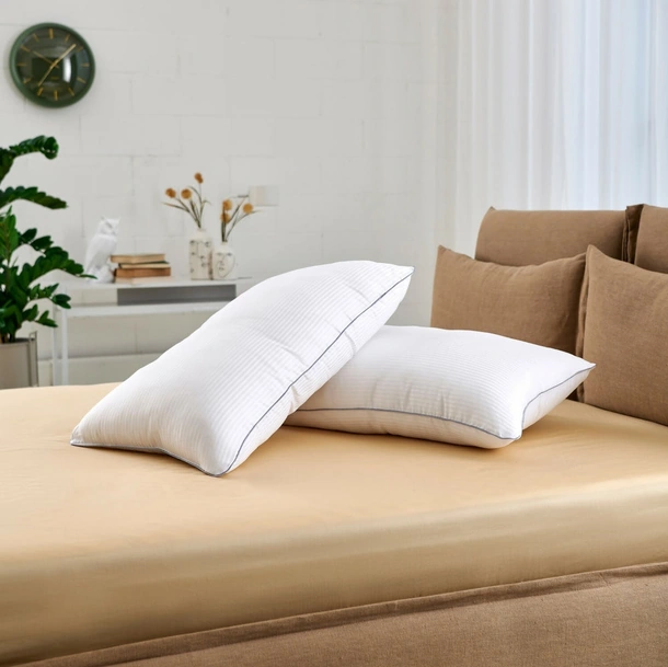 Guanciale Divo imbottito in fibra naturale di Dorelan