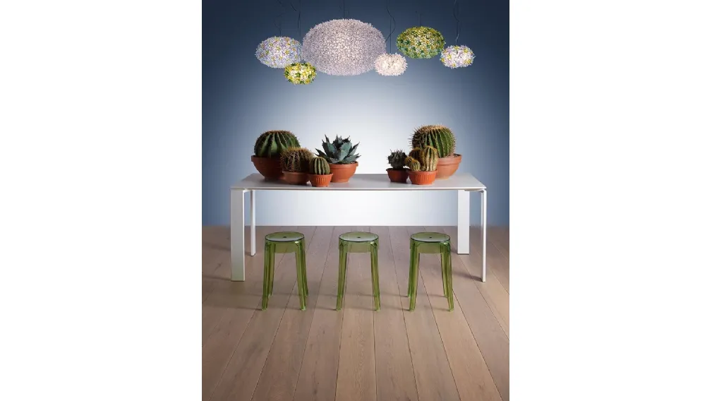 Lampada a sospensione tonda Bloom di Kartell