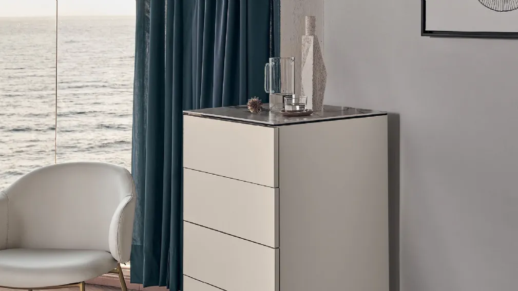 Settimanale Universal in laccato opaco di Calligaris