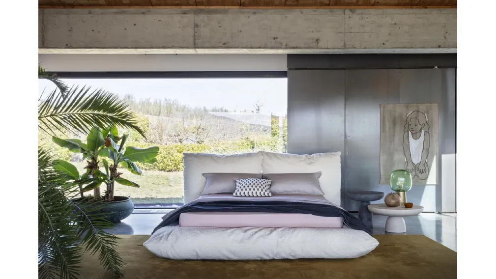 Letto in tessuto imbottito Alba di Mogg