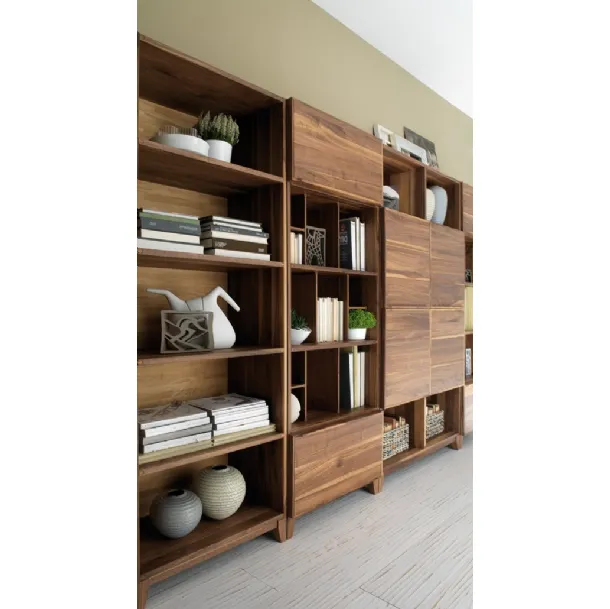 Libreria componibile Leonardo in legno massello di Arte Brotto
