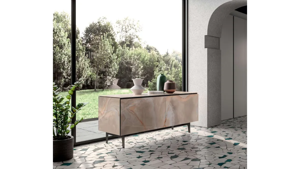 Madia moderna in marble glass Calacatta Gold lucido con piedini in metallo Plana di Ozzio