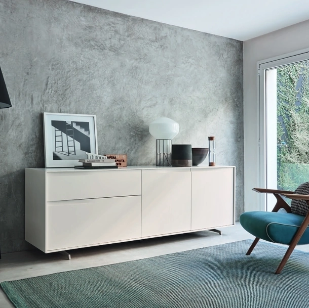 Madia Vela 02 in laccato Magnolia di Sangiacomo