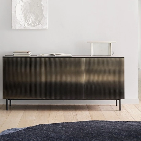 Madia Vertical in vetro di Calligaris
