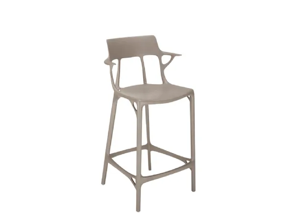 Sgabello AI Stool di Kartell