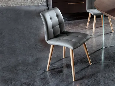 Sedia Columbia di Devina Nais 