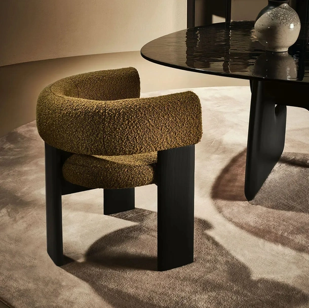 Sedia Trine Armchair in tessuto imbottito di Nature Design