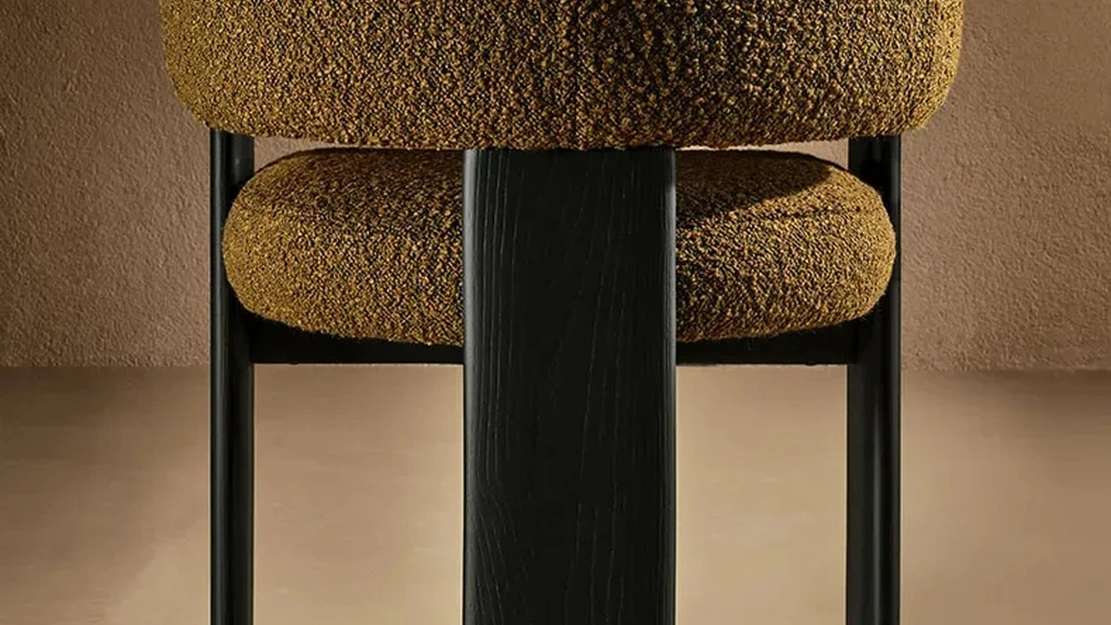 Sedia Trine Armchair in tessuto imbottito di Nature Design