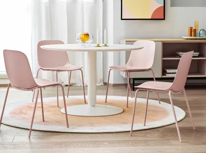 Sedia impilabile in polipropilene con gambe in metallo verniciato Vela 01 di Calligaris