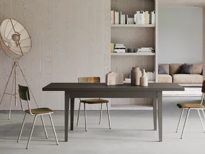 Tavolo Stoccolma Allungabile con piano in laminato e gambe impiallacciate di Arredo3