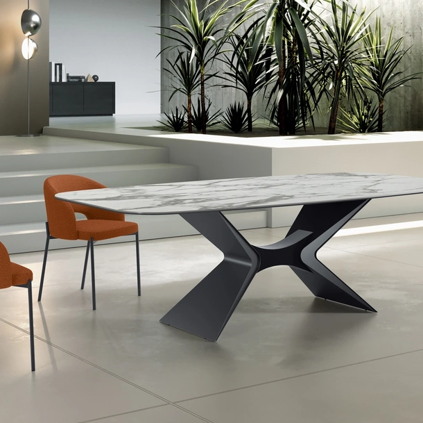 Tavolo Atlas con top in ceramica di Stones