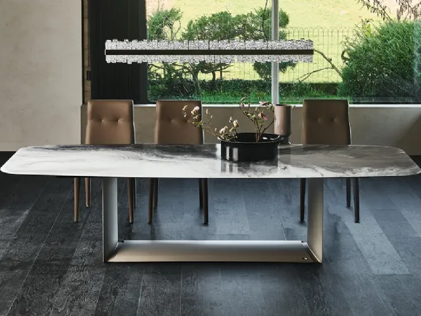 Tavolo con base in acciaio e piano in cristallo con stampa Dragon Crystalart di Cattelan Italia