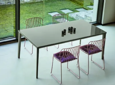 Tavolo moderno allungabile Echo di Bontempi in vetro e metallo