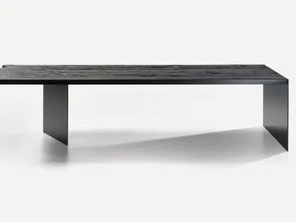 Tavolo ILL Metal in legno secolare nero e base in metallo di Nature Design