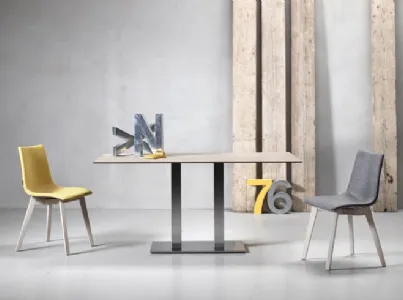 Tavolo con base in acciaio inox Tiffany doppia colonna di Scab Design