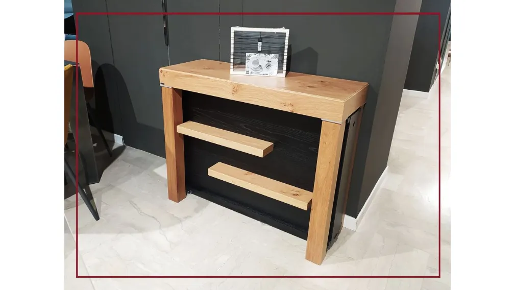 UNIKA35 consolle allungabile casarredo caiazzo in legno prezzo outlet arredamenti interno san giorgio ionico taranto saldi Unika di nome di fatto. Consolle dal design moderno e tecnicamente avanzato, contiene le prolunghe all'interno del mobile sottostant