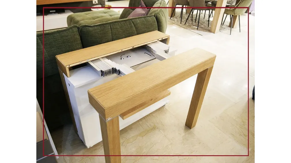 UNIKA35 consolle allungabile casarredo caiazzo in legno prezzo outlet arredamenti interno san giorgio ionico taranto saldi Unika di nome di fatto. Consolle dal design moderno e tecnicamente avanzato, contiene le prolunghe all'interno del mobile sottostant