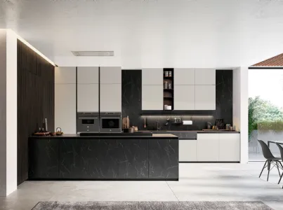 Cucina Moderna Glass 2 0 03 con penisola di Arredo3
