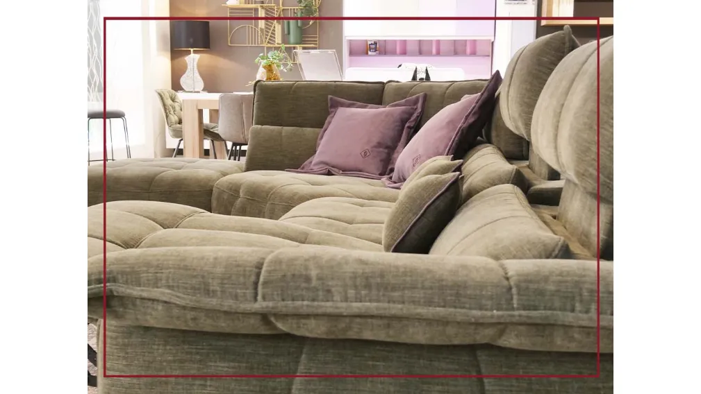 Borg, un modello diventato iconico per la sua contemporaneità, che lo pone al centro dell’idea stessa di living moderno. Si fonda infatti sull’equilibrio perfetto tra forma e funzionalità, eleganza e praticità. Il comfort è il suo punto di forza, enfatizz