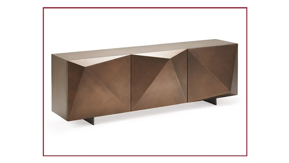 madia kayak di cattelan italia finitura brushed bronze credenza casarredo caiazzo sconti outlet arredamento taranto black friday interni saldi promozione prezzo promozionale  san giorgio ionico Kayak è una madia dal design eclettico e scultoreo pensata pe