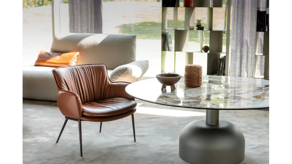 RHONDA LOUNGE