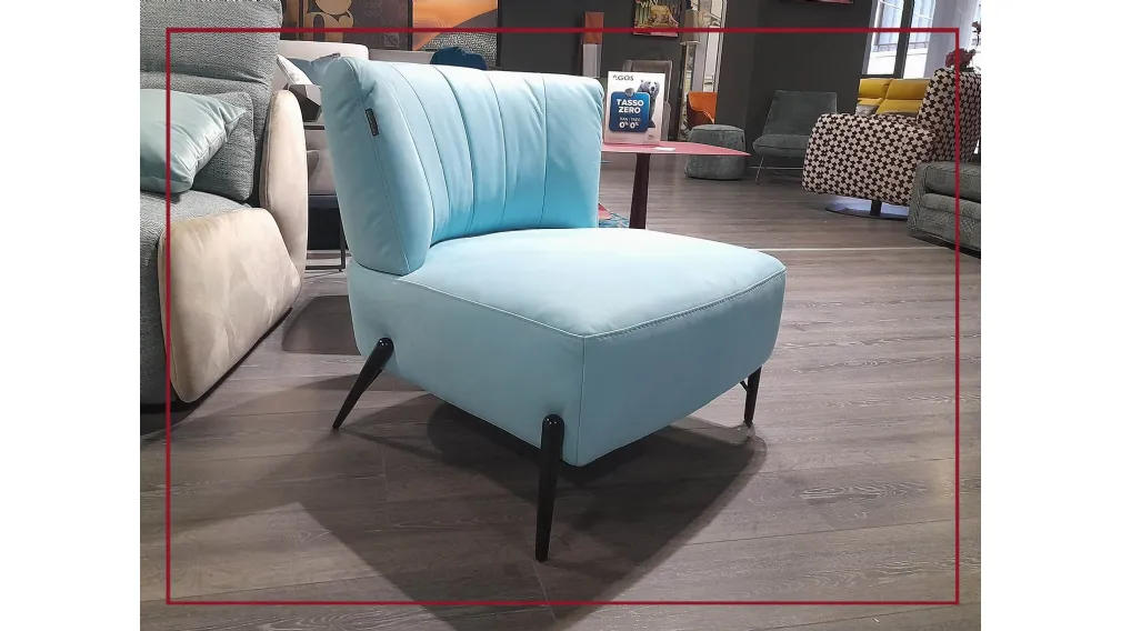 poltrona poltroncina egoitaliano modello BLUMA in pelle casarredo caiazzo outlet arredamento interni divani sofa san giorgio ionico saldi sconti prezzi bassi taranto black friday