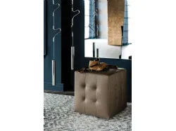 Scopri il pouf Bob di Cattelan: accessori casa e complementi di design unici