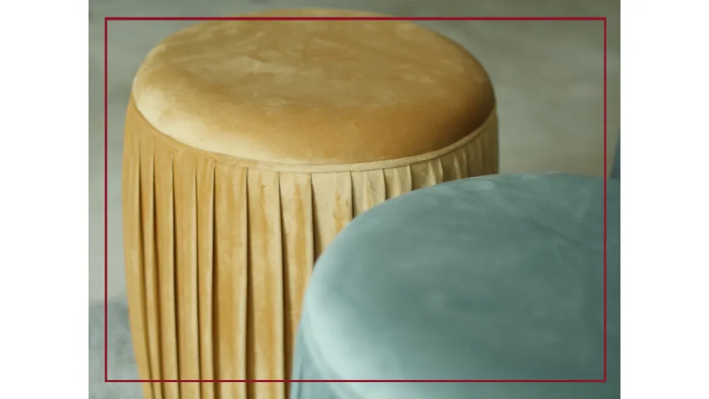 CASARREDO CAIAZZO TARANTO SAN GIORGIO IONICO PROMOZIONIN STONES POUF DIVaANI OUTLET Scopri imbottiti in metallo: scopri Pouf Cora e valorizza i tuoi locali Questa proposta di Pouf Cora di Stones in tessuto è, tra uno dei differenti modelli di Salotti mode