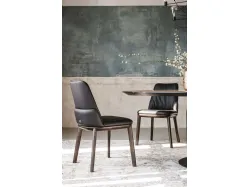 Scopri la sedia Belinda di Cattelan: eleganza e comfort per il tuo arredamento casa