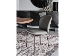 Sedia Chris ML di Cattelan: arreda la tua casa con eleganza e stile unico
