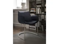 Scopri la sedia Rhonda Cantilever di cattelan: arreda la tua casa con stile ed eleganza