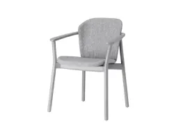 Scopri le sedie con braccioli natural finn scab design: arredamento di stile per la tua casa