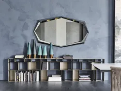 Scopri lo specchio Emerald di Cattelan: accessorio di lusso per la tua casa
