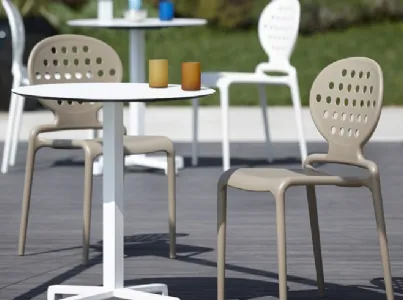 Sedia da giardino in plastica Colette di Scab Design