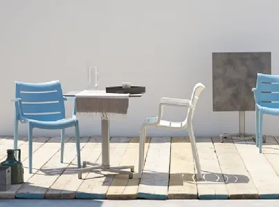 Tavolino in metallo Domino di Scab Design