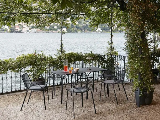 Tavolo quadrato in acciaio Hiray di Kartell
