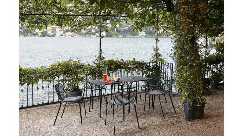 Tavolo quadrato in acciaio Hiray di Kartell