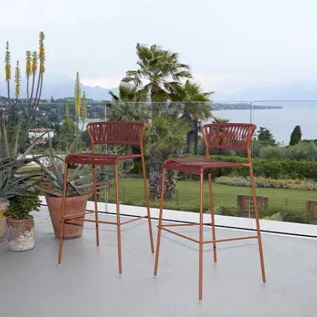 Sgabello LIsa Club in PVC di Scab Design