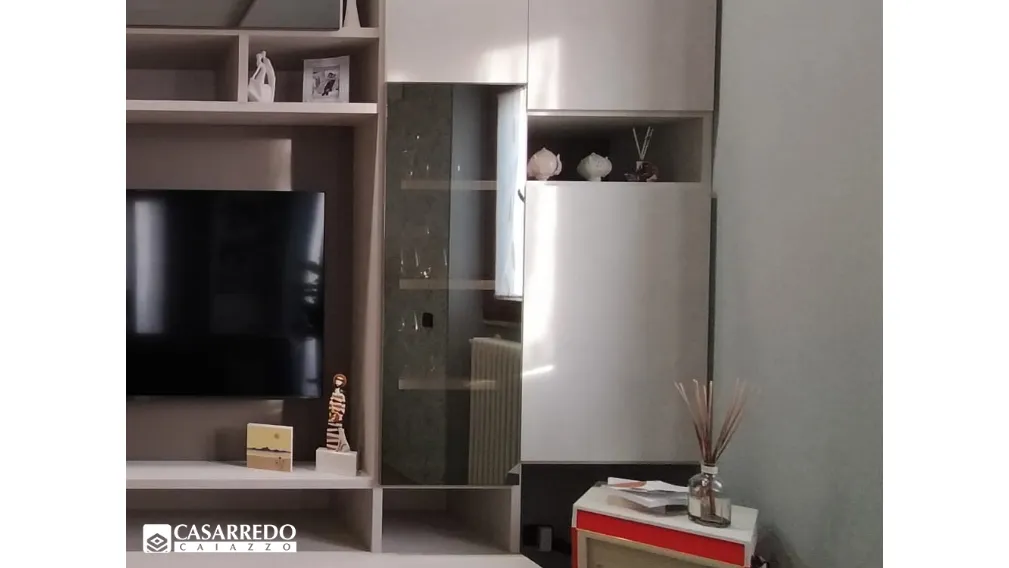 LIVING PARETE ATTREZZATA SANGIACOMO CASARREDO CAIAZZO TARANTO SALDI MASSAFRA LIVING SAN GIORGIO IONICO OUTLET OFFERTE ARREDAMENTO